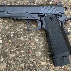 Tisas DS9 Carry 2011 w/ 5 Magazines & Box