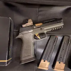 SIG Sauer P320 Spectre Comp w/ Leupold DeltaPoint Pro – $1,000 - photo 3