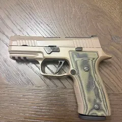SIG Sauer Custom Works P320 Scorpion 9mm w/ 3 Magazines - photo 4