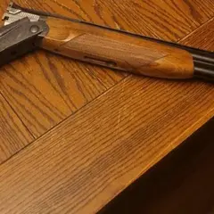 SKB Ithaca 500 Over/Under Shotgun — Excellent Working Condition - photo 4