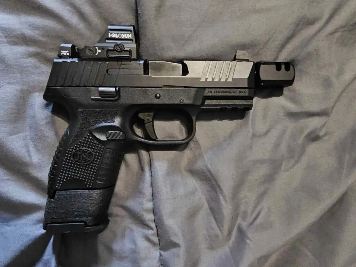 FN 509C Tactical w/ Holosun, 4 Mags & Apex Trigger — WTT
