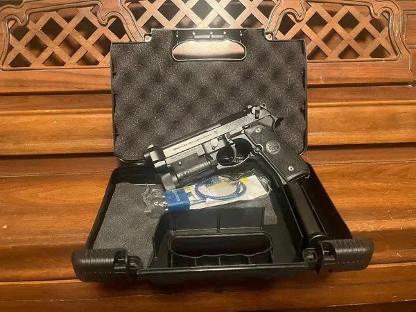 Beretta M9A1 9mm w/ Insight M3 Light & Original Case